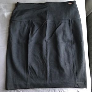 Ivanka Trump Black Pull-on Pencil Skirt